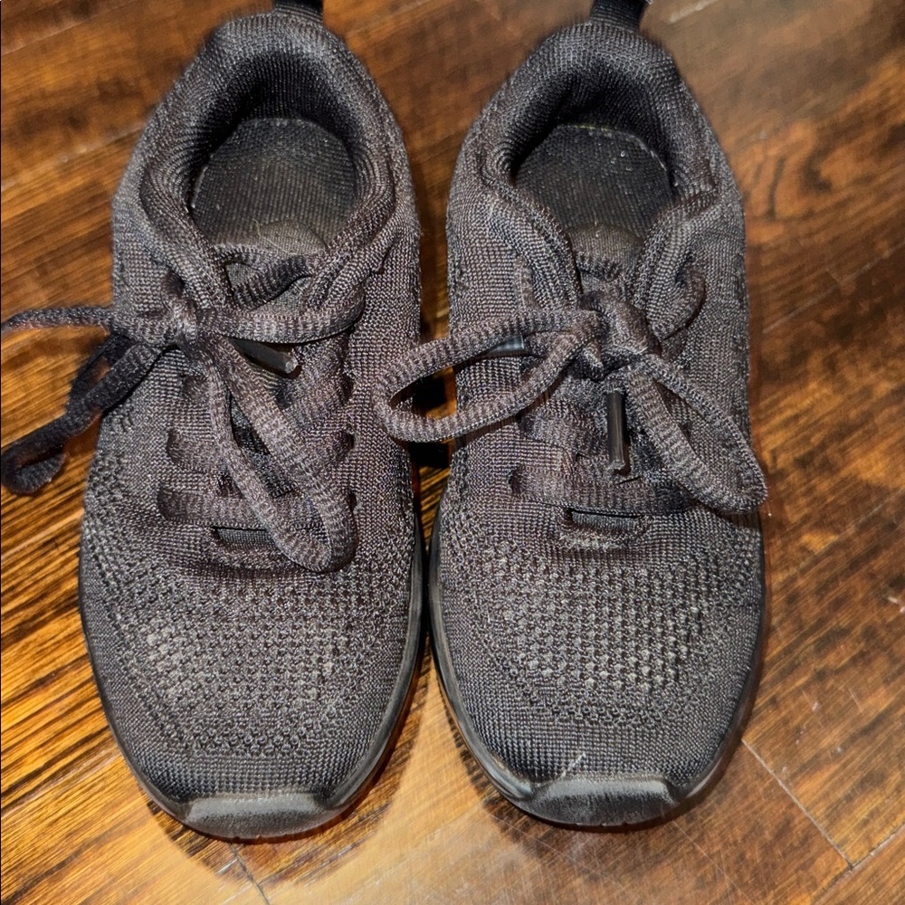 Kids Black dance Sneakers Sz 12